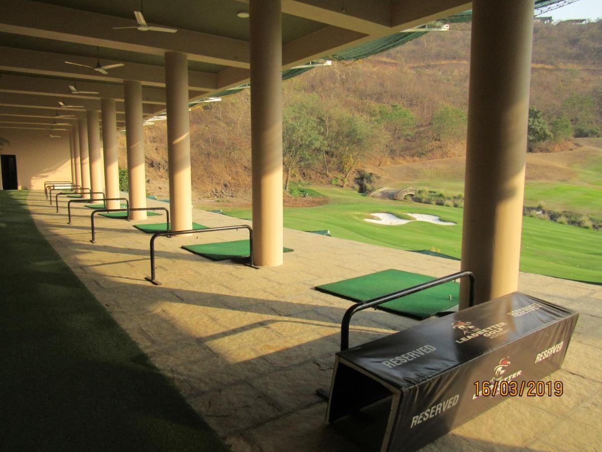 Oxford Golf Resort Pirangut Exterior photo