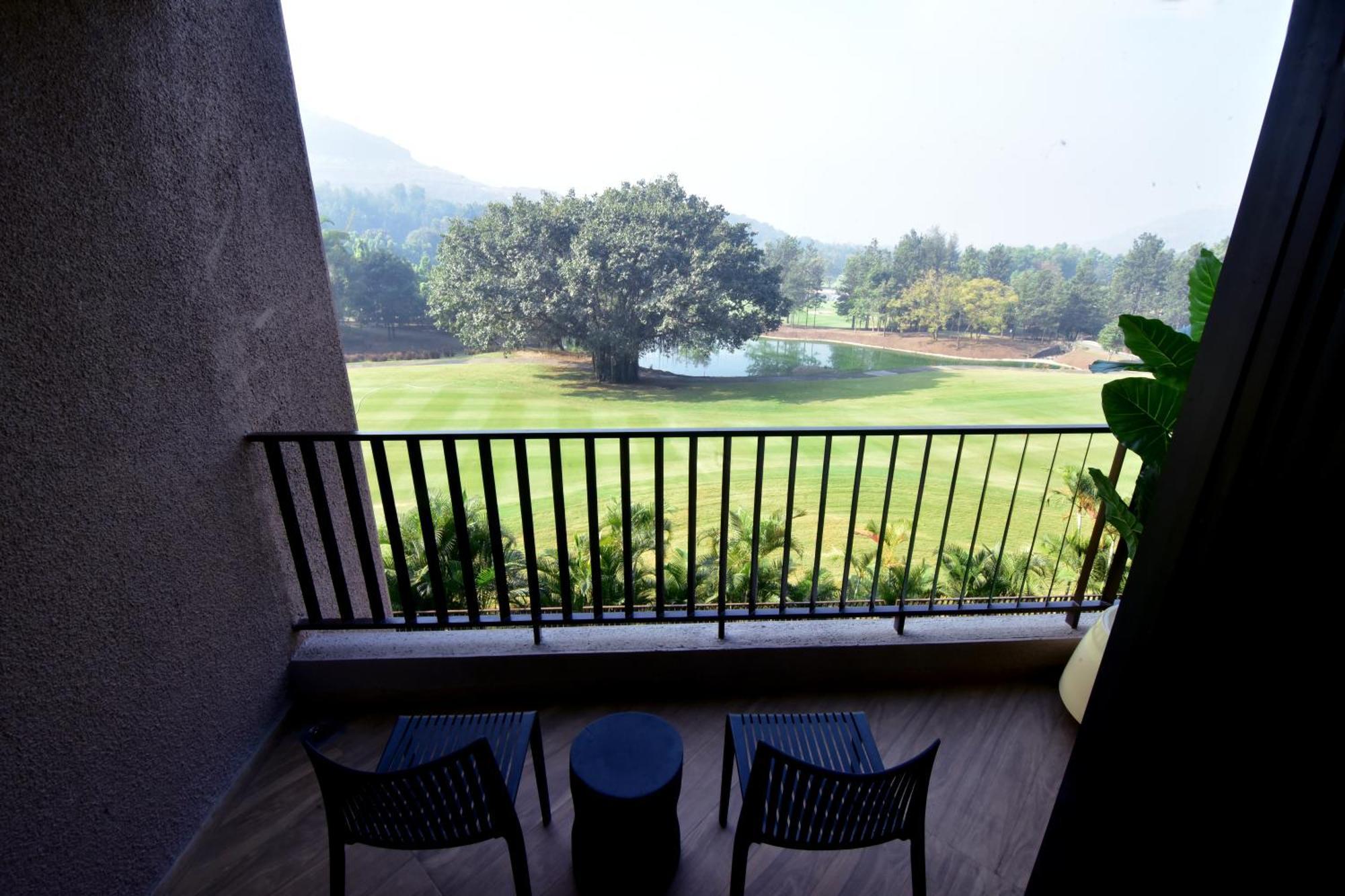 Oxford Golf Resort Pirangut Exterior photo